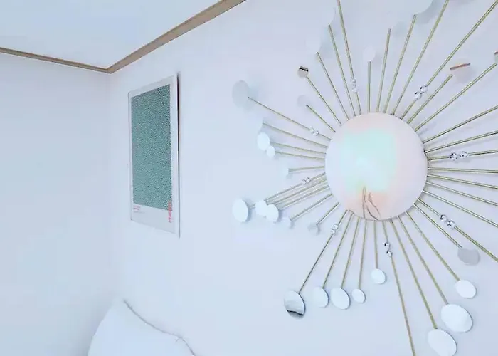 핑크 White Linen House,3br Apartment *