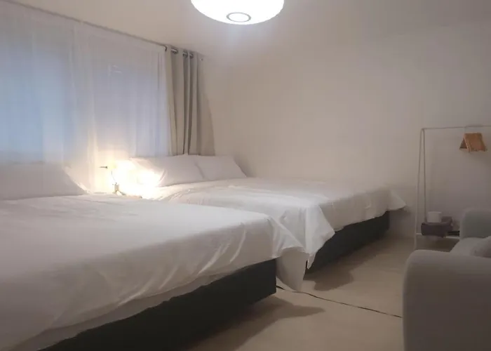 Apartment 핑크 White Linen House,3br Seoul