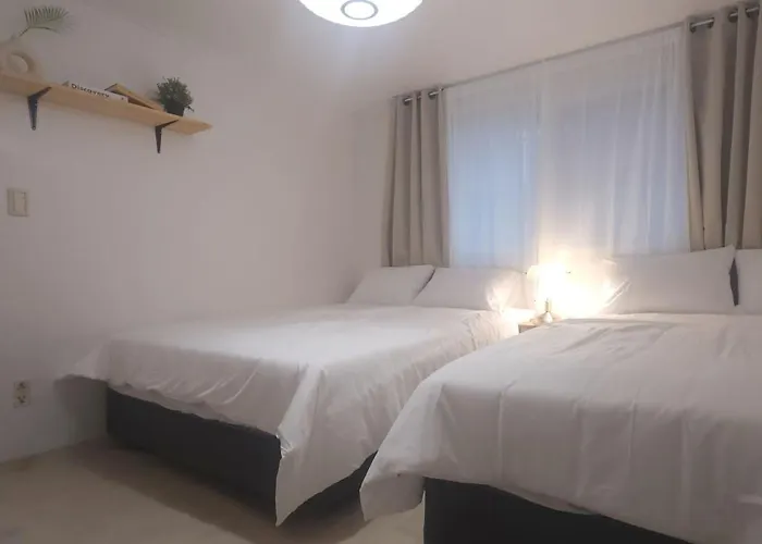 핑크 White Linen House,3br * Seul