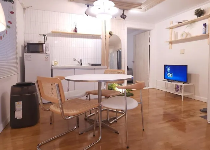 핑크 White Linen House,3br Apartment