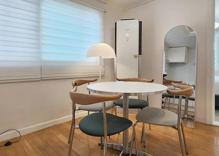 Apartment 핑크 White Linen House,3br