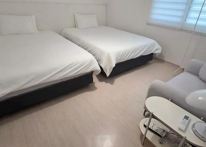 핑크 White Linen House,3br Apartment