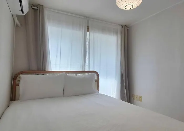 핑크 White Linen House,3br Apartment Seoul